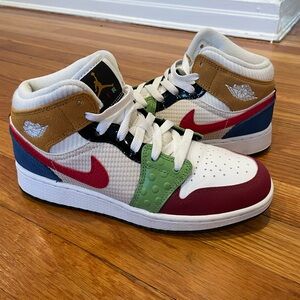 Air Jordan 1 Mid Multicolor Sneakers